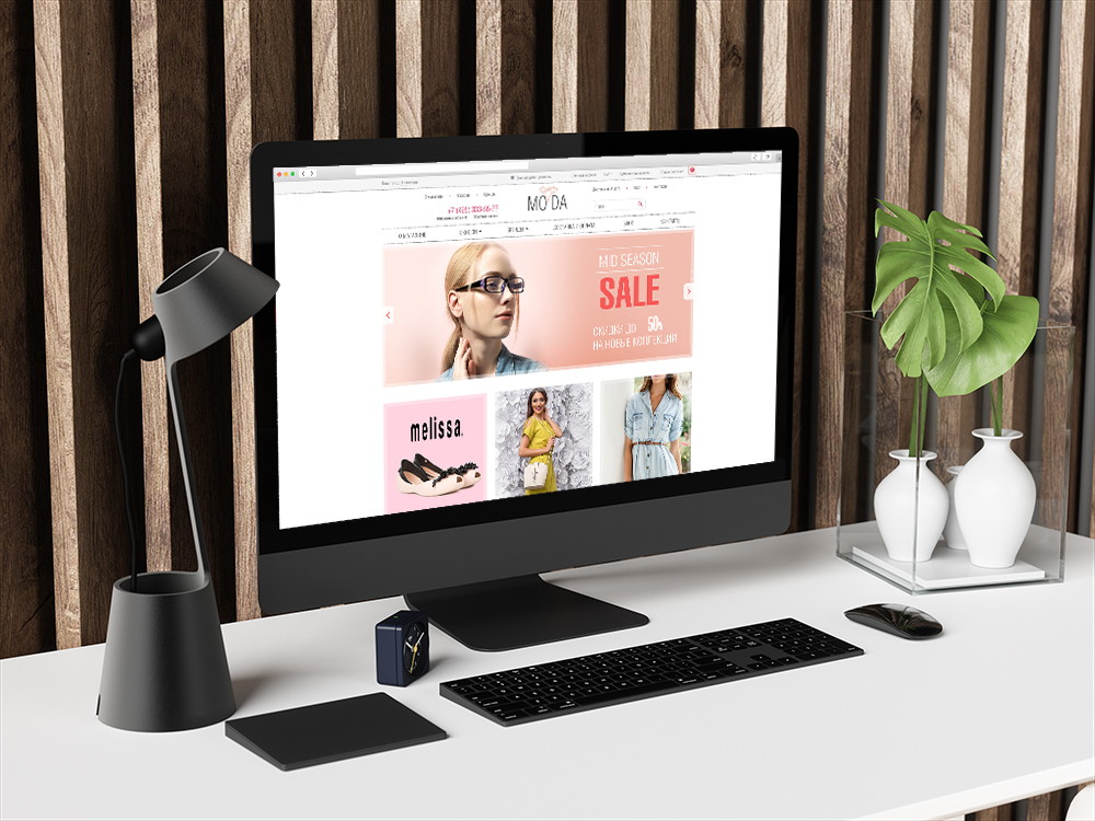 Дизайны для сайтов магазинов продажи одежды. Выполнены на заказ задачи редизайна сайта.